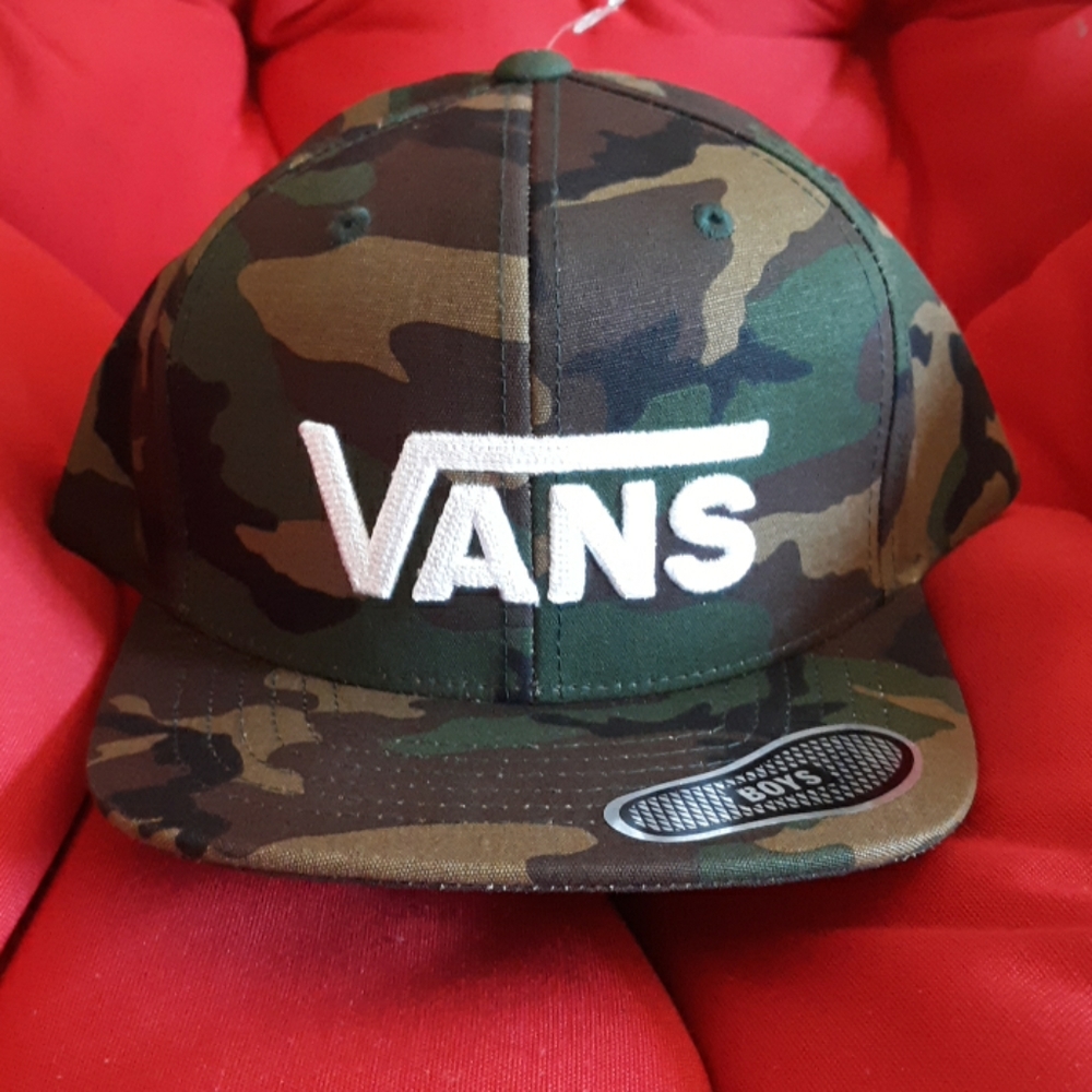 Boy's VANS Camo Snapback Hat